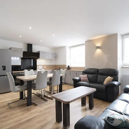 Louis Quartier Casino 아파트 *